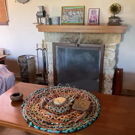 בית נופש Beautiful 3 Bedr House In With Fireplace *