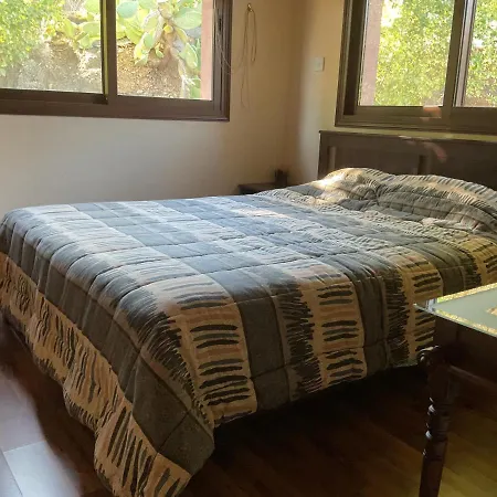Beautiful 3 Bedr House In With Fireplace בית נופש *